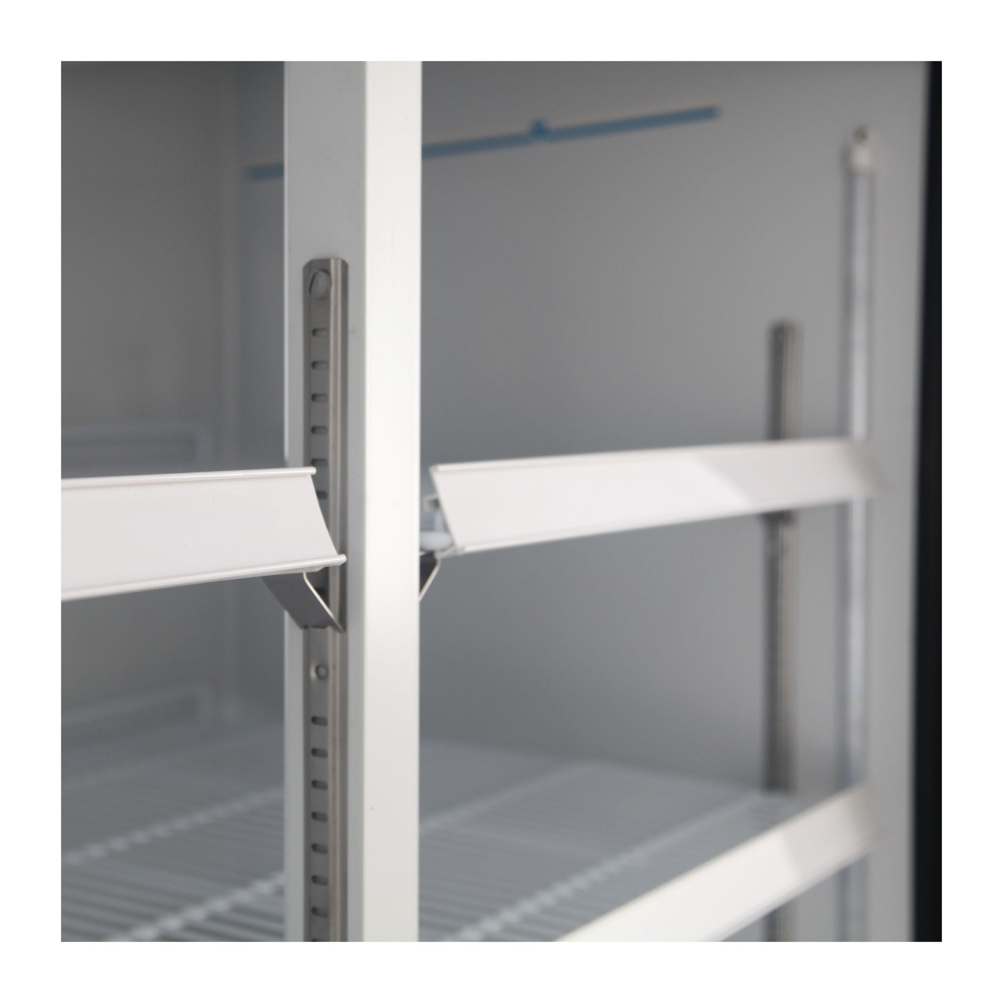 noriota nmr72b commercial refrigerator merchandiser shelves with price tag holders