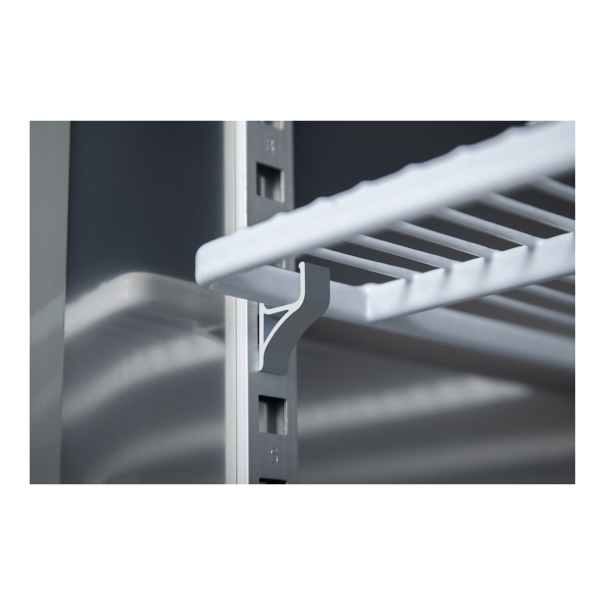 nr49g close up of shelf clip on commercial refrigerator 